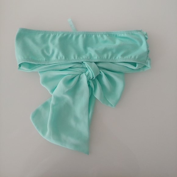 Lulu's Mint green bow tie crop top - Picture 4 of 8